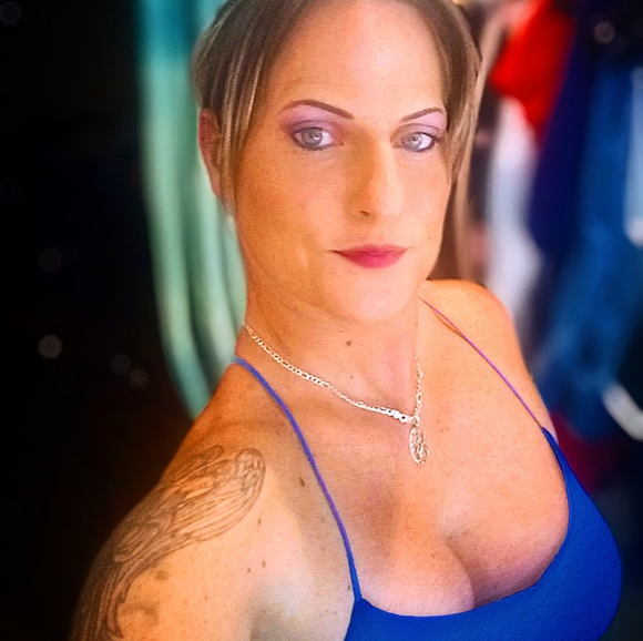 Meet your Posher, Tiffany - Picture 10 of 10